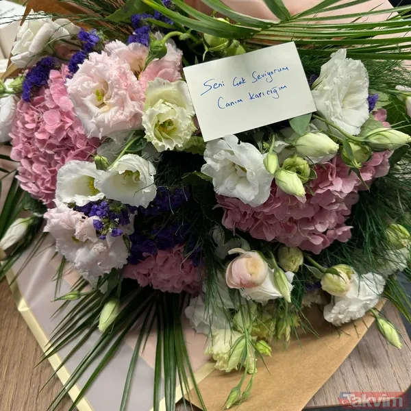 8 yıl önce evlenmişlerdi! Kenan İmirzalıoğlu eşi Sinem Kobal’ın yeni yaşını böyle kutladı: “Canım karıcığım” Ebru Şahin, Burçin Terzioğlu, Alp Navruz... - 9