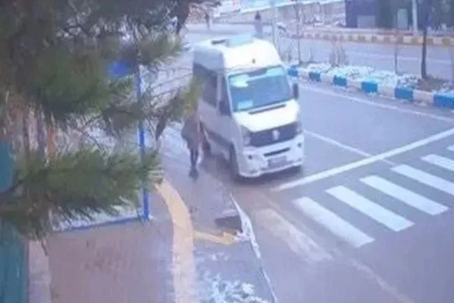 gulistan-doku-dosyasinda-bashekim-detayi-pts-detayi-ortaya-cikti-1778945320036.jpeg Gülistan Doku dosyasında başhekim detayı! PTS detayı ortaya çıktı-5