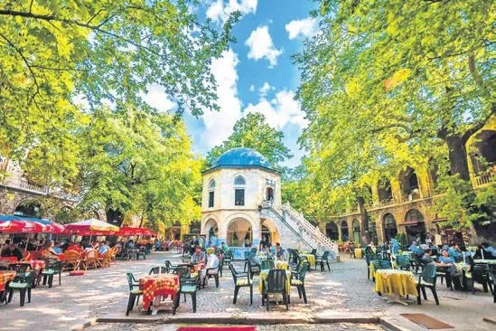 istanbula-kisa-bir-ara-tatil-icin-uzaklara-gitmek-de-sart-degil-sizler-icin-macera-dolu-gidilecek-rotalari-der-1692137557468.jpeg İstanbul'a kısa bir ara! Tatil için uzaklara gitmek de şart değil: Sizler için macera dolu gidilecek rotaları derledik...-4