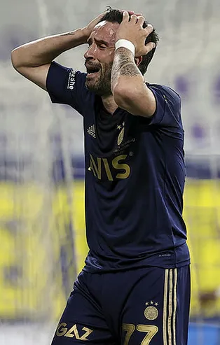 Gökhan Gönül Fenerbahçe'den ayrılıyor mu?