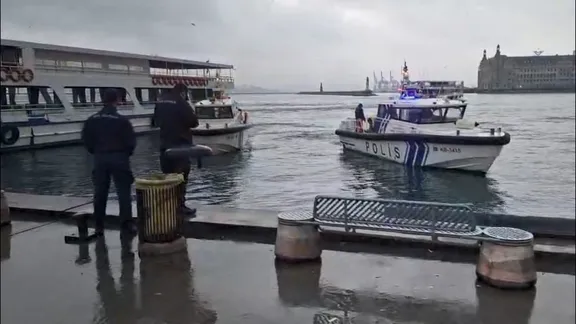 Kadıköy Rıhtım'da denizde erkek cesedi bulundu