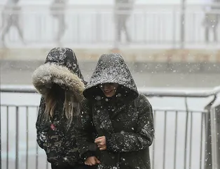 Meteoroloji'den kuvvetli yağış uyarısı! İstanbul'da okullar tatil olacak mı? 13 Aralık 2018 Perşembe hava durumu