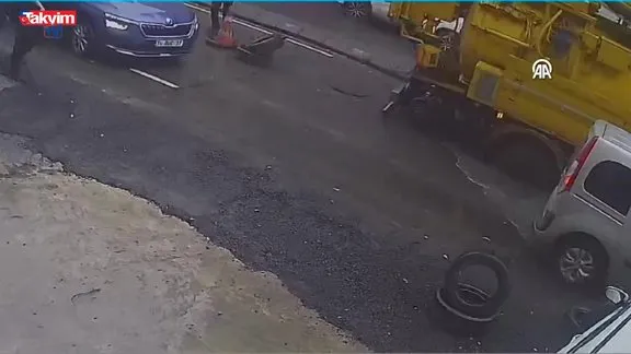 Güngörenlinin yol çilesi! Yine çöktü!