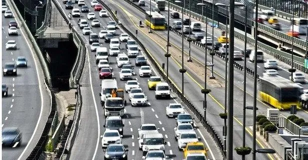 İstanbul’da bayram trafiği: Yoğunluk yüzde 74’e çıktı!