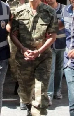 FETÖ'nün mahrem subaylarına dev operasyon!