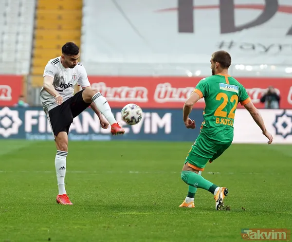 Beşiktaş Teknik Direktörü Sergen Yalçın Alanyaspor galibiyeti sonrası konuştu: Lige geri döndük - 40