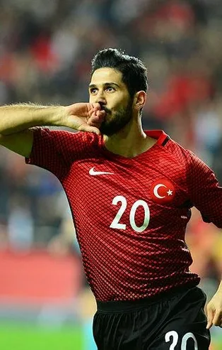 Emre Akbaba çalımı