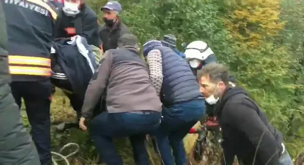 SON DAKİKA: Trabzon'daki feci kazadan kurtulan baba-oğul o anları anlattı: Bir anda yoldan çıktık-3