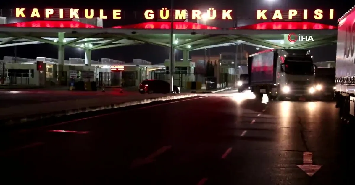 Göçmenleri taşıyordu takla attı! 7 yaralı