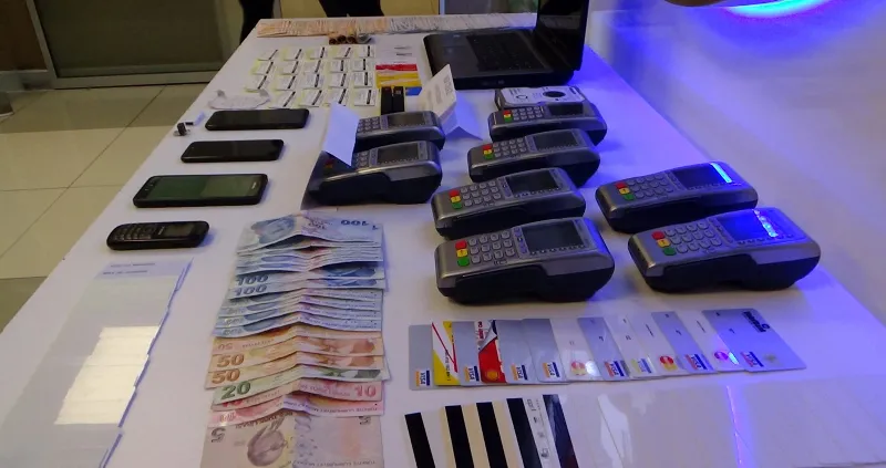 İstanbul'da "siber dolandırıcılık" operasyonu - 4