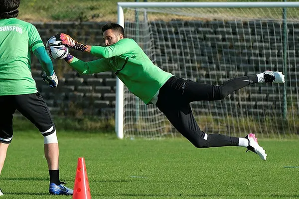 1643265119548.jpg Galatasaray'dan Okan Kocuk için Giresunspor'a yeni teklif-4