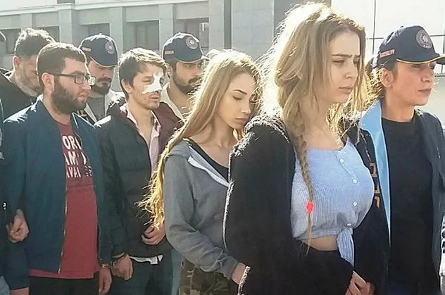 Ünlülere şantaj yapan çetenin mesajları ortaya çıktı