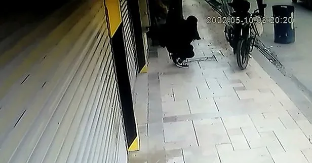 Kaldırımda yürürken şoku yaşadı! Kafasına düştü