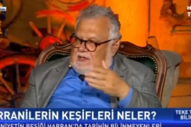 Öğrencisini taciz eden ve kendi dışkısını yiyen Celal Şengör'den dini değerlere saygısızlık: İbrahim masal, Musa da İsa da hikaye