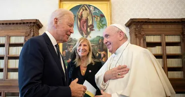 ABD Başkanı Joe Biden Vatikan’da Papa Francis ile görüştü
