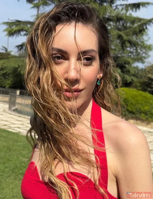 Sinem Kobal'ın kızı Leyla'yla anne-kız kombini sosyal medyayı salladı! Sinem Kobal ile Kenan İmirzalıoğlu'nun kızları Leyla 1 yaşında - 3