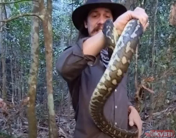Sadece yardım etmek istemişti! Eline aldığı dev piton talihsiz adamın atardamarını parçaladı: İşte o anlar - 19