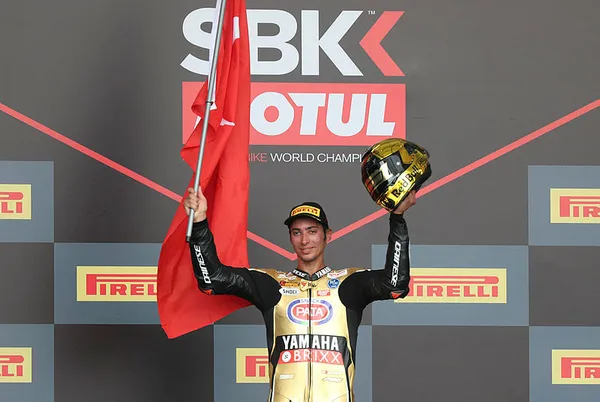 son-dakika-toprak-razgatlioglu-dunya-superbike-sampiyonasinda-2021-yili-dunya-sampiyonu-oldu-1637474319138.jpg SON DAKİKA! Toprak Razgatlıoğlu Dünya Superbike Şampiyonası'nda 2021 yılı dünya şampiyonu oldu-2