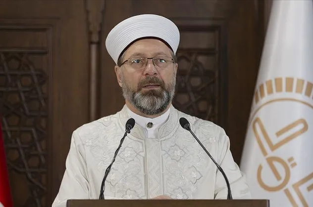 6 yaşındaki çocuğa istismar! Diyanet İşleri Başkanı Ali Erbaş'tan tartışmalara nokta: Evlilikte 18 yaş sınırı ideal