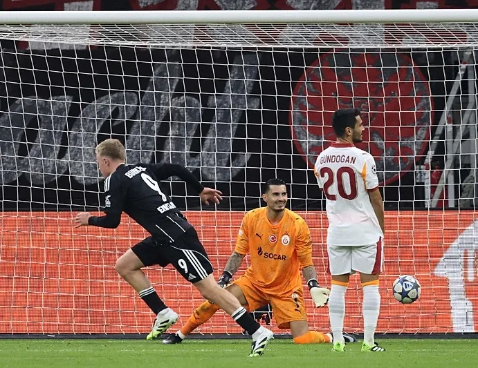 Tarihi tersten yazdı!