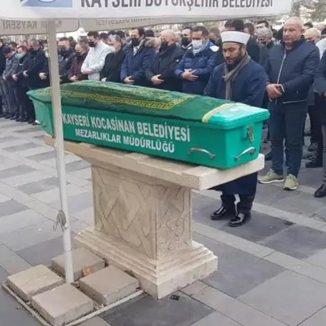 Katil firarda
