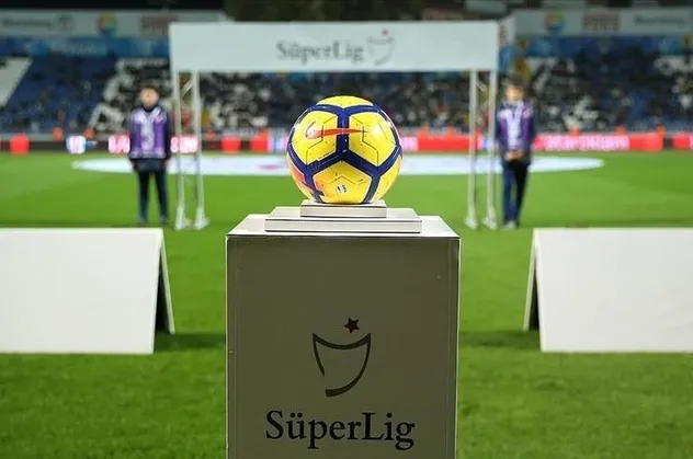 Süper Lig'de küme düşen takımlar belli oldu!