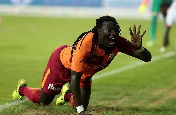 takvim.com.tr transferi yazmıştı! Galatasaray'ın yeni transferi Bafetimbi Gomis İstanbul'a geldi-3