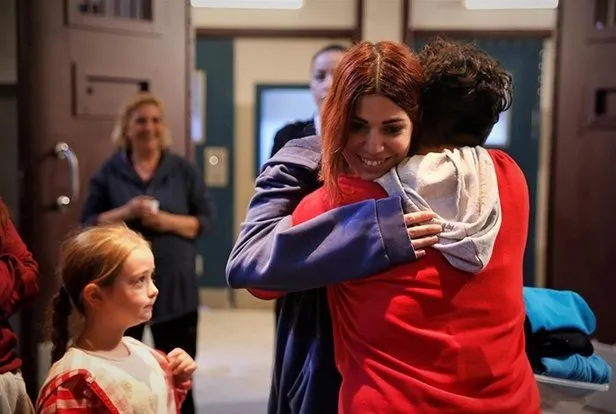 Avlu 37 Yeni Bolum Fragmani Yayina Girdi Mi Deniz Tehlikeli Sularda Yuzuyor Takvim