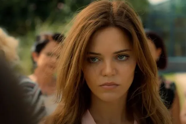 gozyaslarin-dinmedigi-bir-zamanlar-cukurovada-hilal-altinbilekin-1640171285507.jpg Züleyha derken Haminne çıktı! Adana'ya veda ediyor... Gözyaşların oluk oluk aktığı Bir Zamanlar Çukurova'dan ayrılıyor!-5