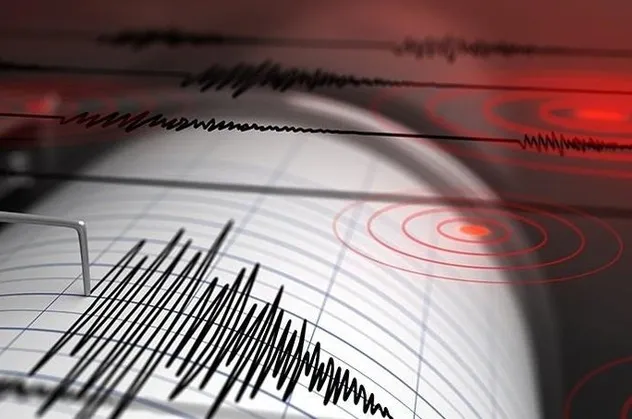Son dakika! Ege'de korkutan deprem