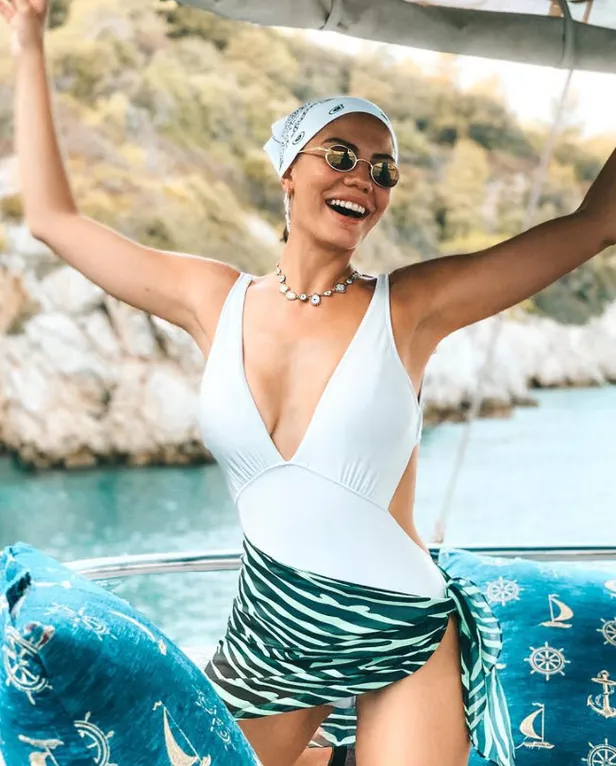 Demet Özdemir daha fazla dayanamadı içini döktü 'çok kötüyüm korkunçtu' Meğer neler biriktirmiş içinde Demet'in kalbi çok kırık-6