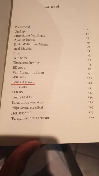 Galatasaray Teknik Direktörü olmayı kafasına koyan Wesley Sneijder'in kitabında 'Fener Ağlama' deayı-3