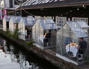 Hollanda'nın başkenti Amsterdam'da restoranlar için koronavirüs modeli!
