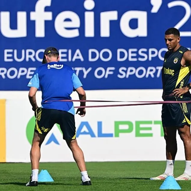Fenerbahçe’de Diego Carlos yolcu!