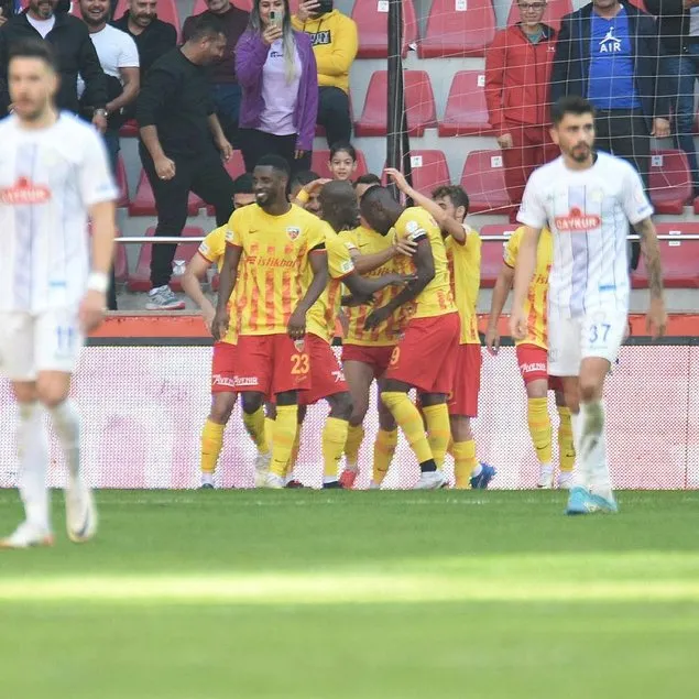 Kayserispor Rizespor’u 3 golle geçti!