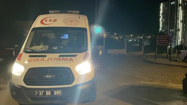 kastamonuda-tufekle-dehset-sacti-once-esini-daha-sonra-2-polisi-yaraladi-1691527354504.jpeg Kastamonu'da tüfekle dehşet saçtı! Önce eşini daha sonra 2 polisi yaraladı-2