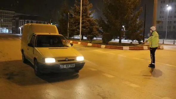 İçişleri Bakanlığı: Kısıtlamalara uymayan toplam 35 bin 544 kişiye adli ya da idari işlem yapılmıştır-1