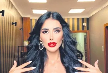 Doktor ve asistanı fenomen Yeliz Açıkel'i hastanelik etti! Açıkel soluğu mahkemede aldı...