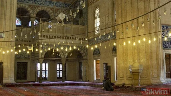 RAMAZAN BAYRAMI İL İL NAMAZ SAATLERİ 2 Mayıs 2022! Diyanet.gov.tr: 81 il namaz vakitleri listesi! Bayram namazı saat kaçta kılınacak? - 44