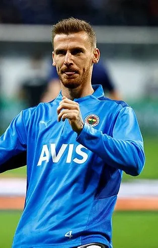 Fenerbahçe'de Serdar Aziz seferberliği: 7+4 hazırlığı başladı! İsmail Kartal'dan "sözleşmeyi yenileyin" talebi