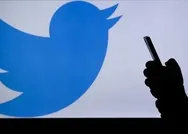 Son dakika: FETÖ ve PKKlı terörislere sessiz kalan Twitterdan göz boyama operasyonu: 7 bin 891 hesabı sildi