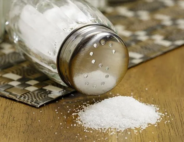 Çok tuz tüketiyoruz