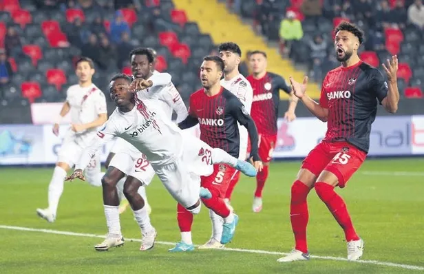 fenerbahce-teknik-adam-icin-calismalarini-surduruyor-once-bielsa-son-durak-ise-low-olacak-1646694998086.jpeg Fenerbahçe teknik adam için çalışmalarını sürdürüyor! Önce Bielsa son durak ise Löw olacak-6