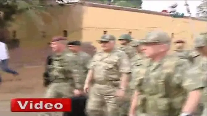 Nejdet Özel Akçakale’de