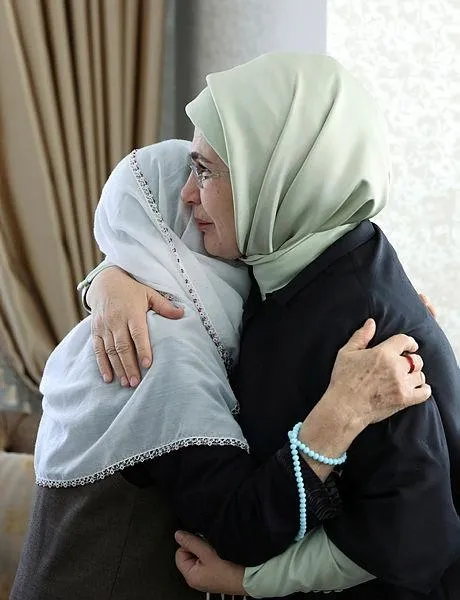 Başak Cengiz'in ismi mezun olduğu fakültede yaşatılacak! Başkan Erdoğan, Başak Cengiz'in ailesini arayarak bildirdi-4