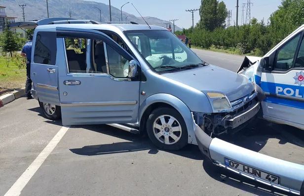 Çalıntı araçla kaçan hırsızlar, kovalamacayla yakalandı-4
