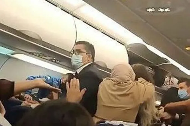 Tunus'tan İstanbul'a gelen uçakta kavga!