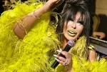 Bülent Ersoy'dan filtre krizi: Diva sosyal medyayı ikiye böldü: Estetik mi yaptırdı? Photoshop’u fazla mı kaçırdı?