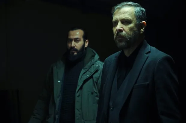 Çukur'da başrol dönemi bitti 'Gerçekleşen hayallere de mukadderat mı denir' Yaptıklarının bedelini acı acı ödeyerek dizden ayrıldı-5