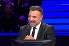 "Gülen Gözler" adlı filmde Vecihi'nin Yaşar Usta'dan ısrarla istediği ve filmin sonunda Yaşar Usta'nın Vecihi'ye verdiği kızının adı nedir?